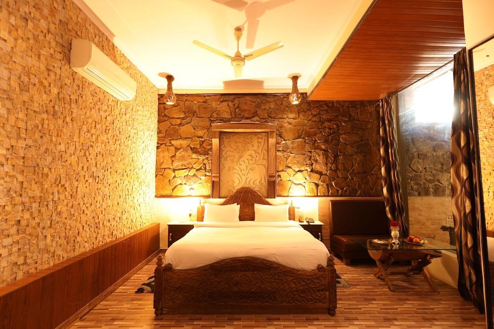Lohagarh Fort Resort Kukas Екстериор снимка