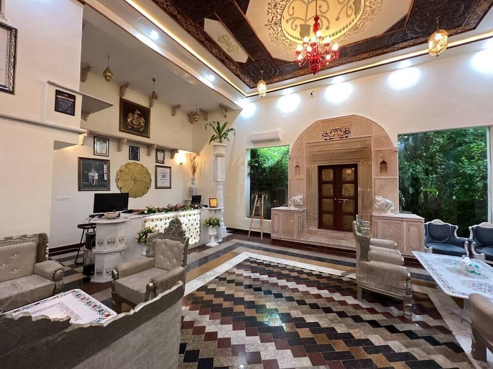 Lohagarh Fort Resort Kukas Екстериор снимка