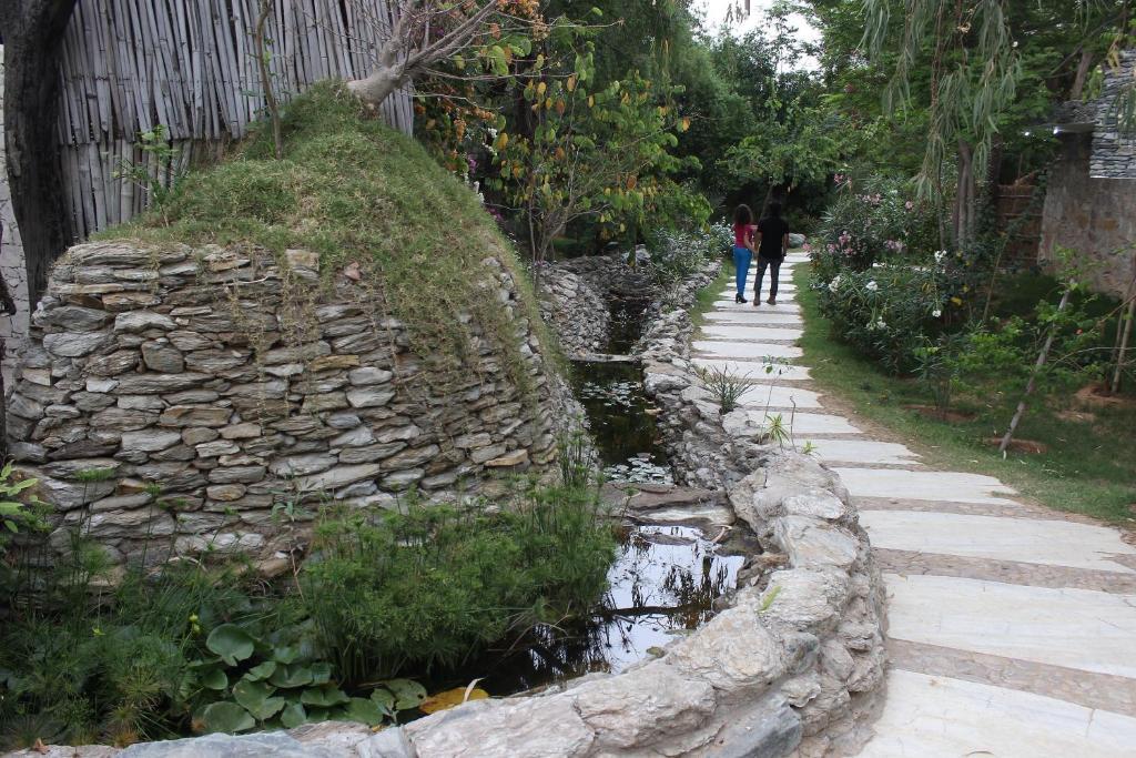 Lohagarh Fort Resort Kukas Екстериор снимка