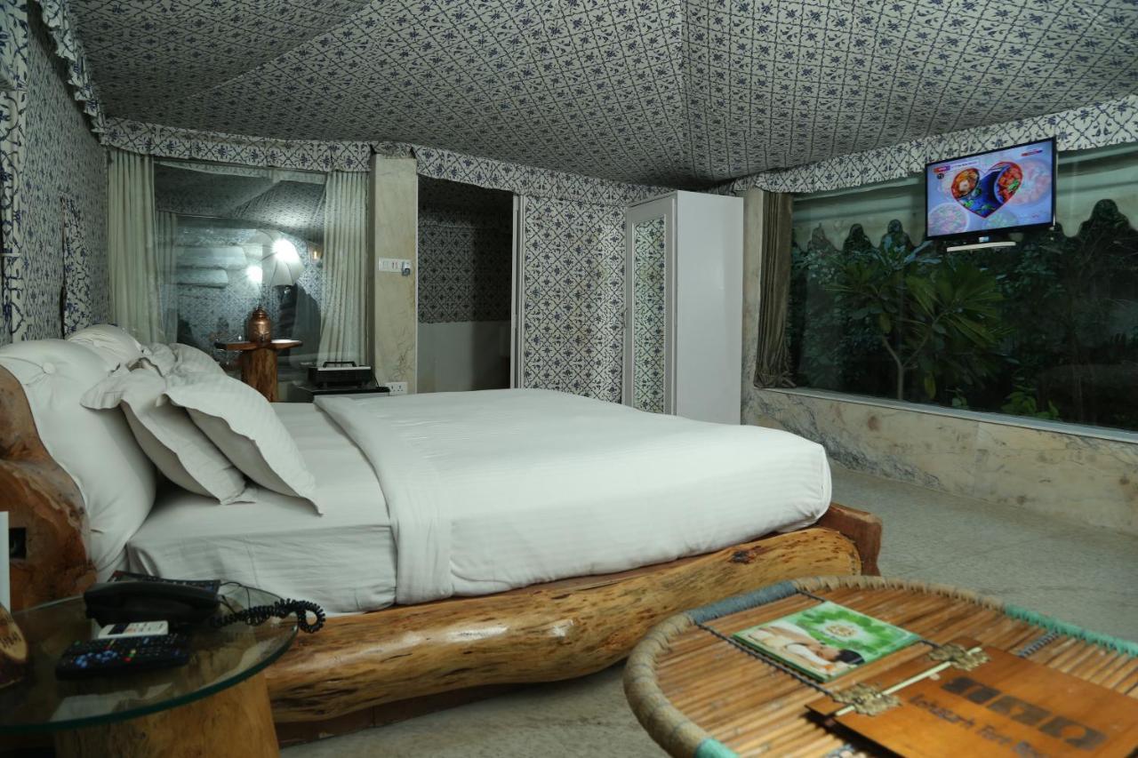 Lohagarh Fort Resort Kukas Екстериор снимка
