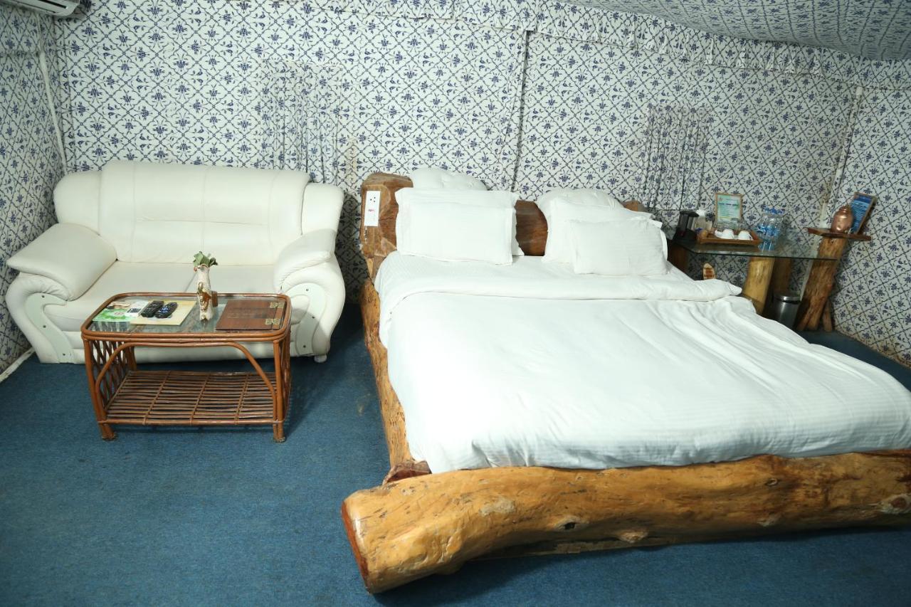 Lohagarh Fort Resort Kukas Екстериор снимка