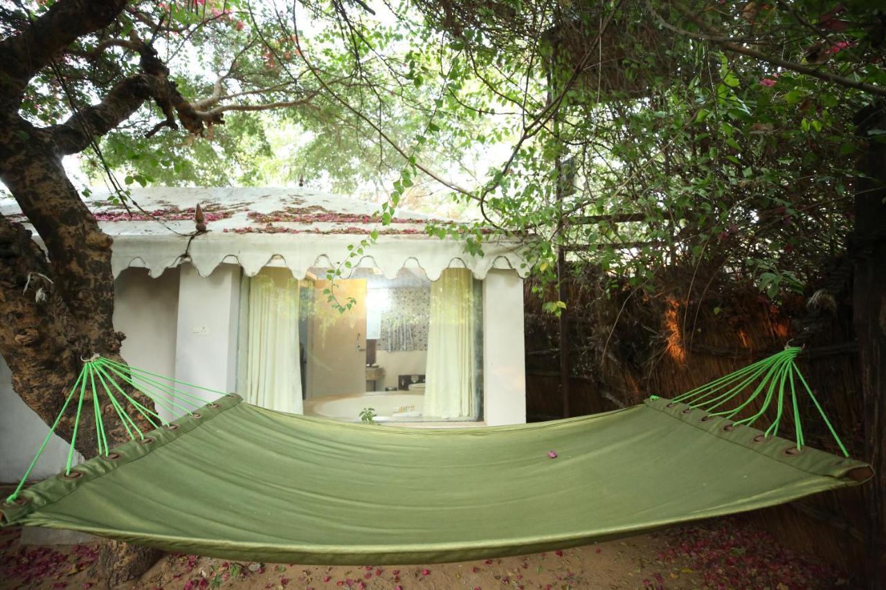 Lohagarh Fort Resort Kukas Екстериор снимка